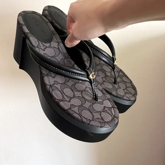 Coach store black sandals